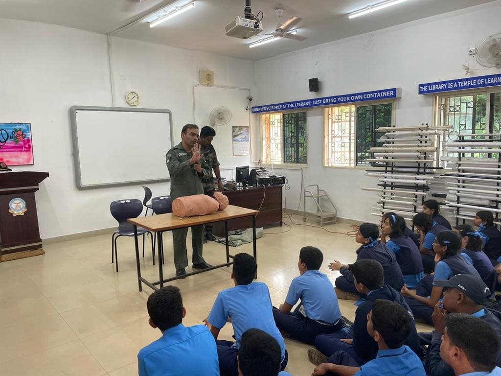 CPR Demo from SMQ - Airforce School Yelahanka